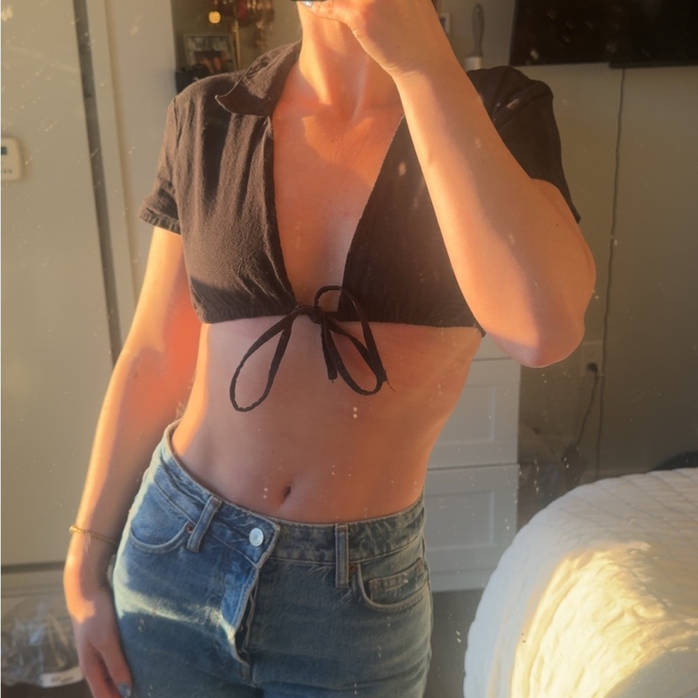 H&M Black Tie-Front Crop Top